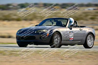 media/Dec-13-2025-Extreme Speed (Sat) [[d129ecb0b9]]/High Inter/Session 2 (Turn 4)/